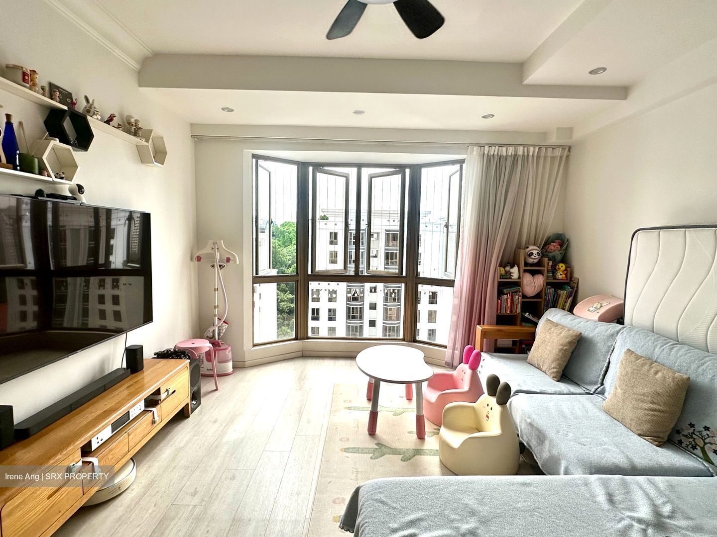 Parkview Apartments (D23), Apartment #615681651